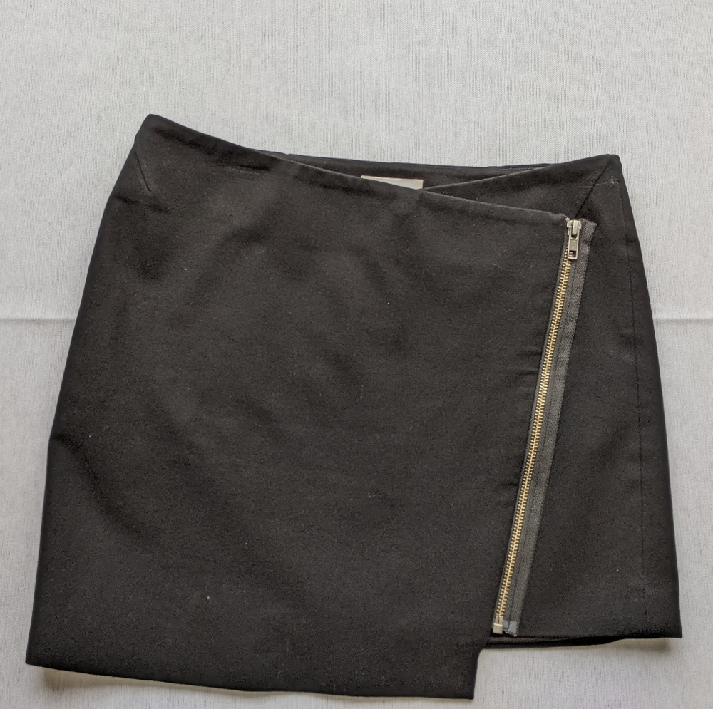 Helmut Lang black zippered asymmetrical skirt. Size 2.